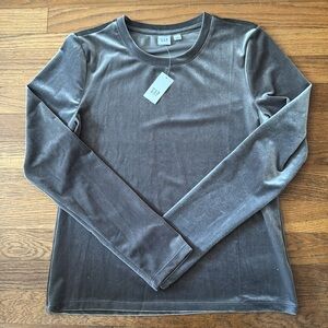 ❄️GAP gray velvet long-sleeve top. Size S. NWT.
